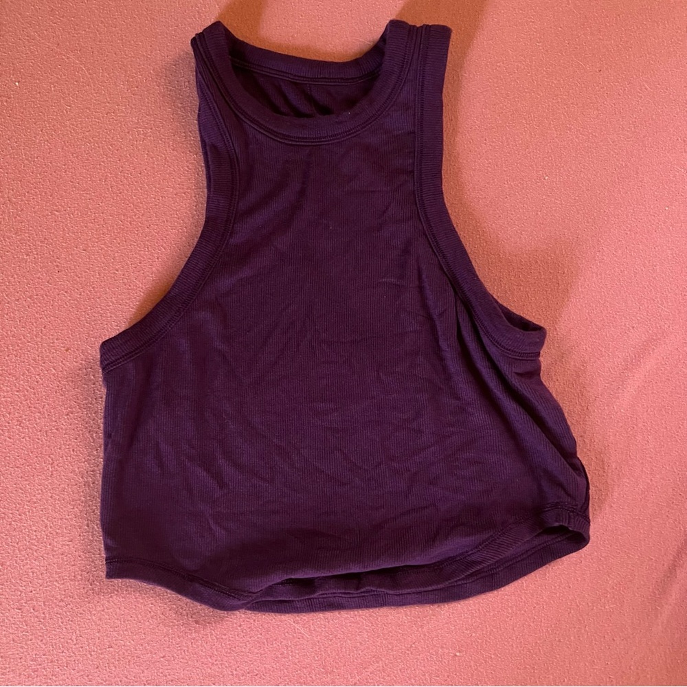Lululemon dramatic magenta tank top